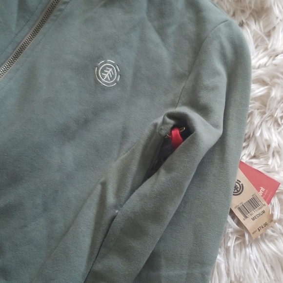 Element - Picture 2 of 3